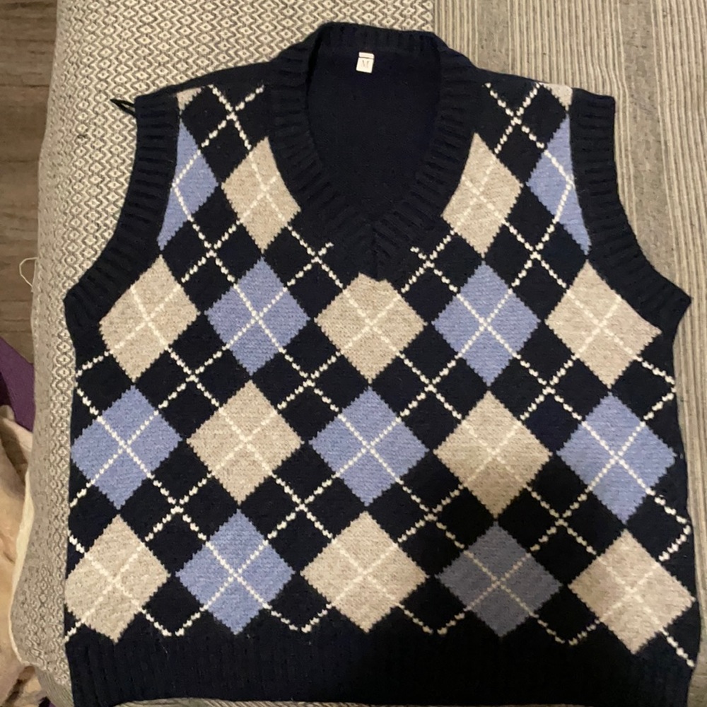 Sweater vest